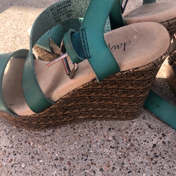 Daytrip wedges - Picture 2 of 2